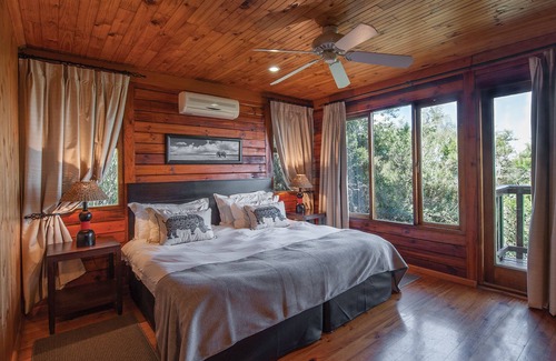 Kenton on Sea Cabin | Kariega Game Reserve - Main Lodge