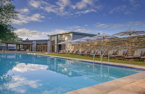 Maruleng Cabin | Karongwe - Becks Safari Lodge