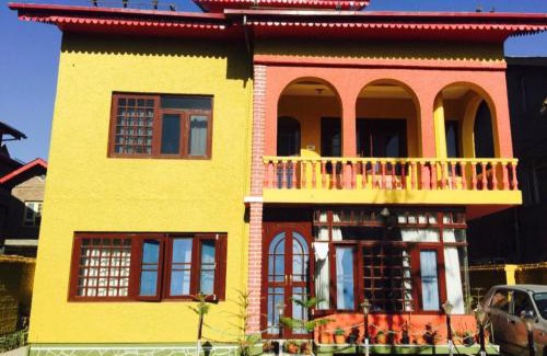 Srinagar House | Kashmir vibes