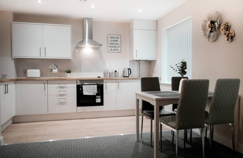 Frampton Apartment | Katrina Suite