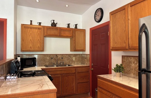 Three Rivers Cabin | Kaweah Riverside Retreat