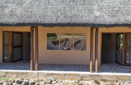 Ndiyona Cabin | Kayova River Lodge