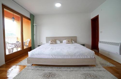 Konjic Villa | Keep calm Lake edition