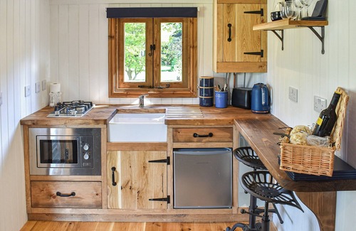 Easterside Cottage | Keldholme Shepherds Hut - UK37158