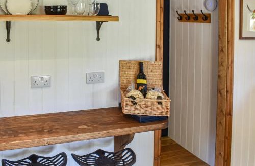 Easterside House | Keldholme Shepherds Hut - Uk37158