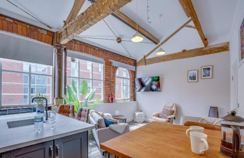 Sheffield Apartment | Kelham 2 Bed Loft - Free Parking