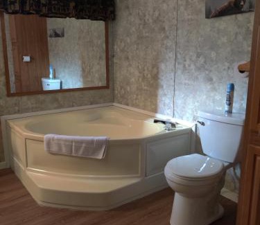 Elizabeth Other | Kellers Kove Cabin and RV Resort