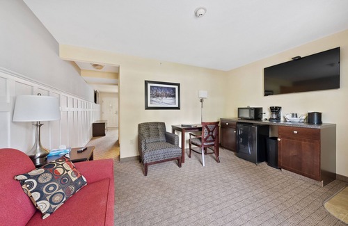 Kelleys Island Hotel | Kelleys Island Venture Resort