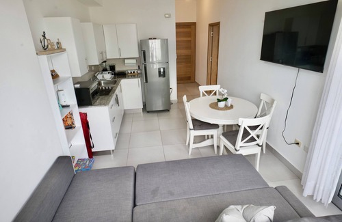 Juan Dolio Apartment | KendaSolTower-JuanDolio1Br-4Px-2Bds-BeachView-WiFi-BBQ