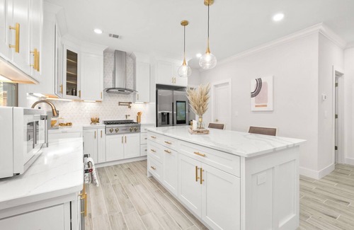 Town Center House | Kennesaw Charm-3 min to Downtown & Pet Friendly!