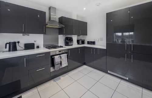 Ashford House | Kent retreat - Book today and relax