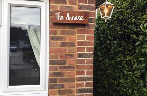 Mersham Apartment | Kent village setting, close to rail and road connections for Europe and London