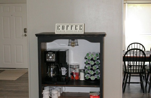 Almo House | Kentucky Lake Get-Away - The Guest House at Sugar Magnolia Farms