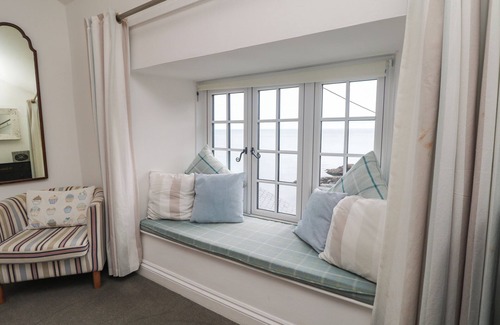 Portloe Cottage | KERBENETTY (HARBOUR COTTAGE), pet friendly, with open fire in Portloe