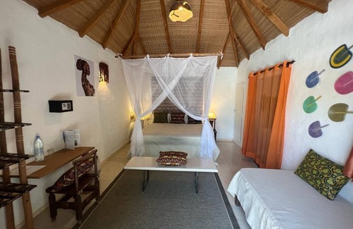 Ile de Dionewar Cabin | Keur Papaye