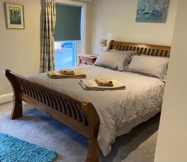 Dalston Apartment | Kezbah2 22 the square centre of Dalston village