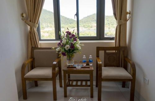 Tinh Gia Hotel | Khách sạn Huân Hạnh