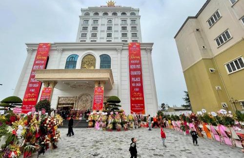 Dien Chau Hotel | Khách sạn Minh Phú Diamond Palace
