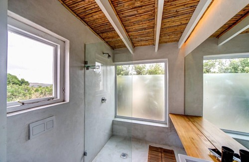 Yzerfontein Bed & Breakfast | Khwa ttu San Culture & Education Centre