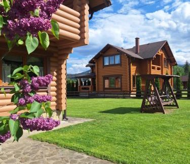 Mykulychyn House | Khytir Falchi