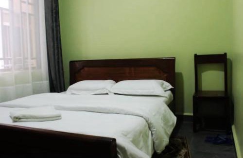 Ruhengeri House | Kigombe River Motel