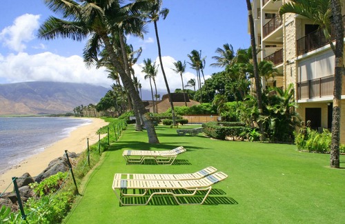 Kihei Hotel | Kihei Beach #406 by Ali'i Resorts