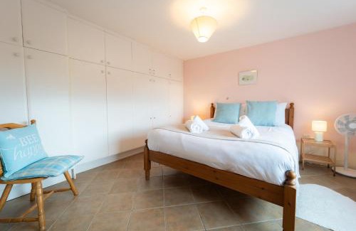 Bothar Bui House | Kilmurry Cottage - Superb Views