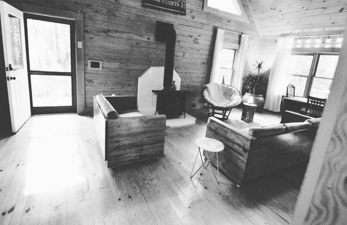 Covington Cabin | Kilo Cabin | Lakeside Bohemian Hideout | 45 minutes from ATL