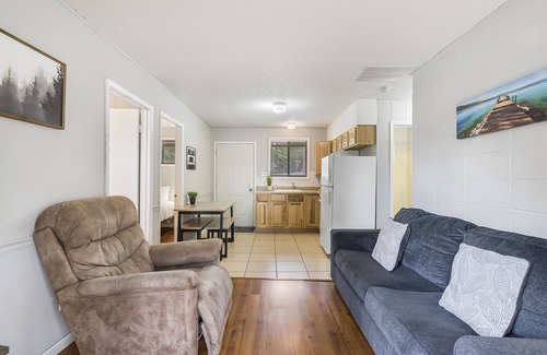 Kimberling City Hotel | Kimberling Cove C1