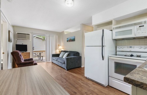 Kimberling City Hotel | Kimberling Cove C4