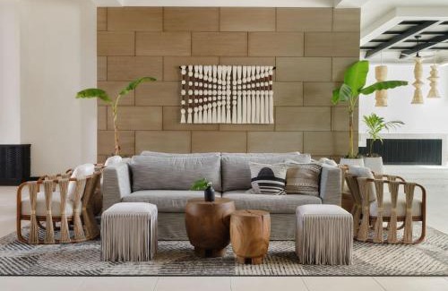 Antoneys Cay Resort | Kimpton - Grand Roatan Resort and Spa