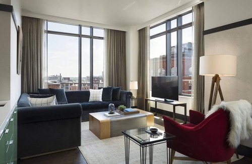 Historic Third Ward Hotel | Kimpton Journeyman Hotel by IHG