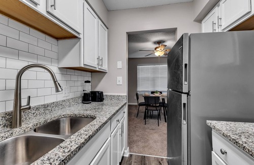 Durham Apartment | King 2BR Suite in Research Triangle Park