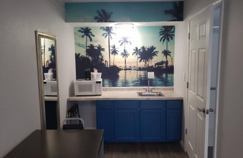 Henderson Apartment | King Accessible Non Smoking at Envi Boutique Hotel