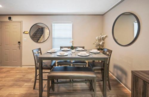 Smyrna Apartment | King Bed 5 min walk Truist Park The Battery