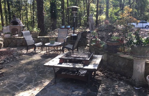 Jefferson Other | King Bed Suite in Farm House on rural sheep and goat farm