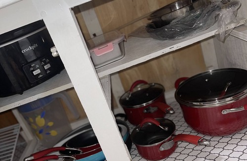 Chiefland Cabin | King Bed, Suwannee at the Gulf Fish Camp Retreat, Patio, Fire Pit