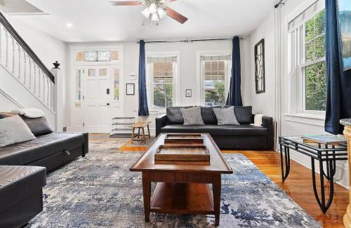 Bryn Mawr House | King,Parking,AC,Deck,Train,Uni,Hospital