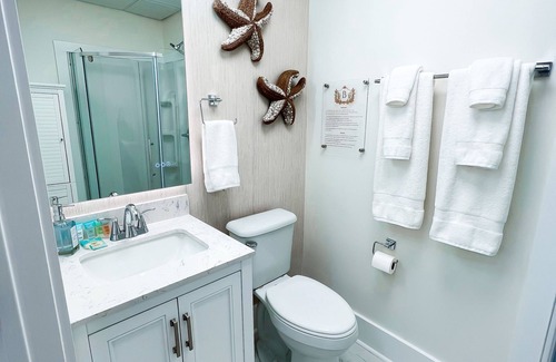 Biloxi Apartment | King Size Suite located in Downtown Ocean Springs