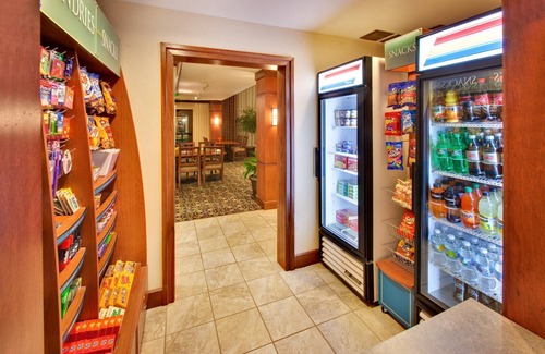 Davenport Condo | King Suite | Free Breakfast, Indoor Pool