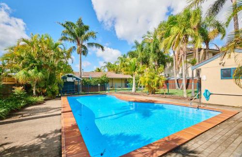 Black Head Apartment | Kingfisher Apartment