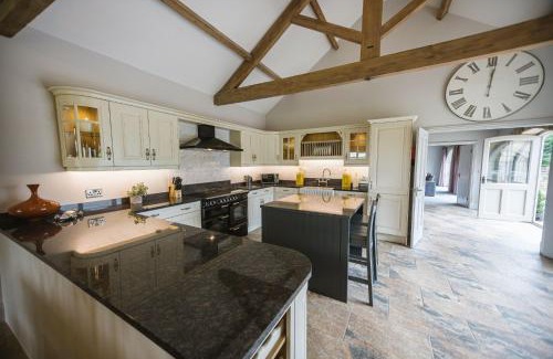 Richmond House | Kingfisher