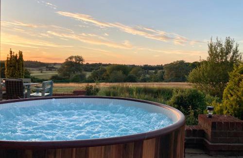 Diss House | Kingfisher Nook at Waveney Farm