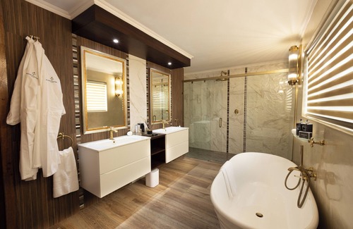 Leeupoort Hotel | Kingfisher Villa