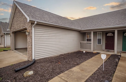 Lafayette House | KingQueenQ