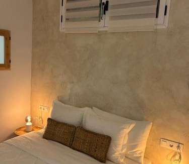 Montana Roja Apartment | Kira Suite
