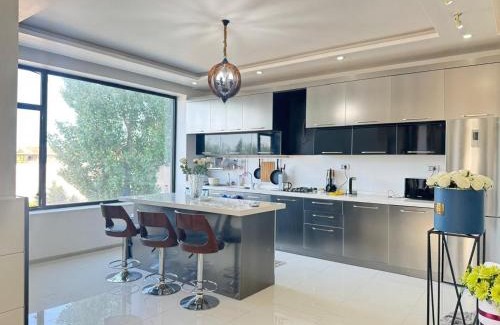 Nardaran House | Kiraye full təmirli bağ evləri, villalar və mənzillər