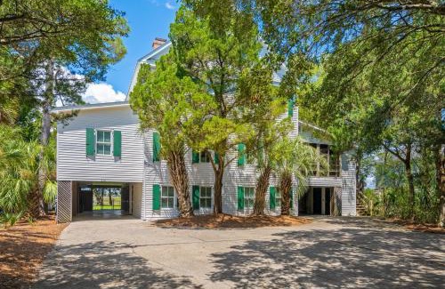 Debordieu Colony House | Kitchens Creek home by Peace Vacations