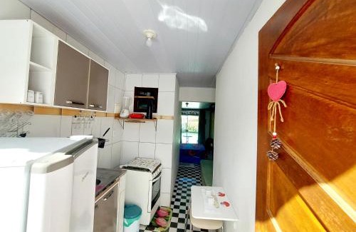 Jardim Nautilus Apartment | Kitnet Aconchegante com Varanda e Cozinha