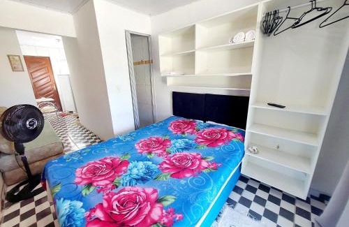 Jardim Nautilus Apartment | Kitnet Aconchegante com Varanda e Cozinha